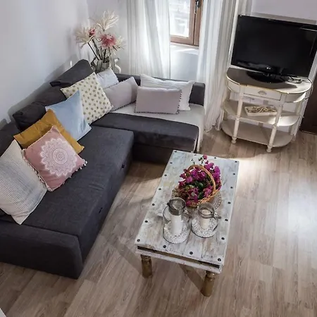 Luxury Maria Villa *